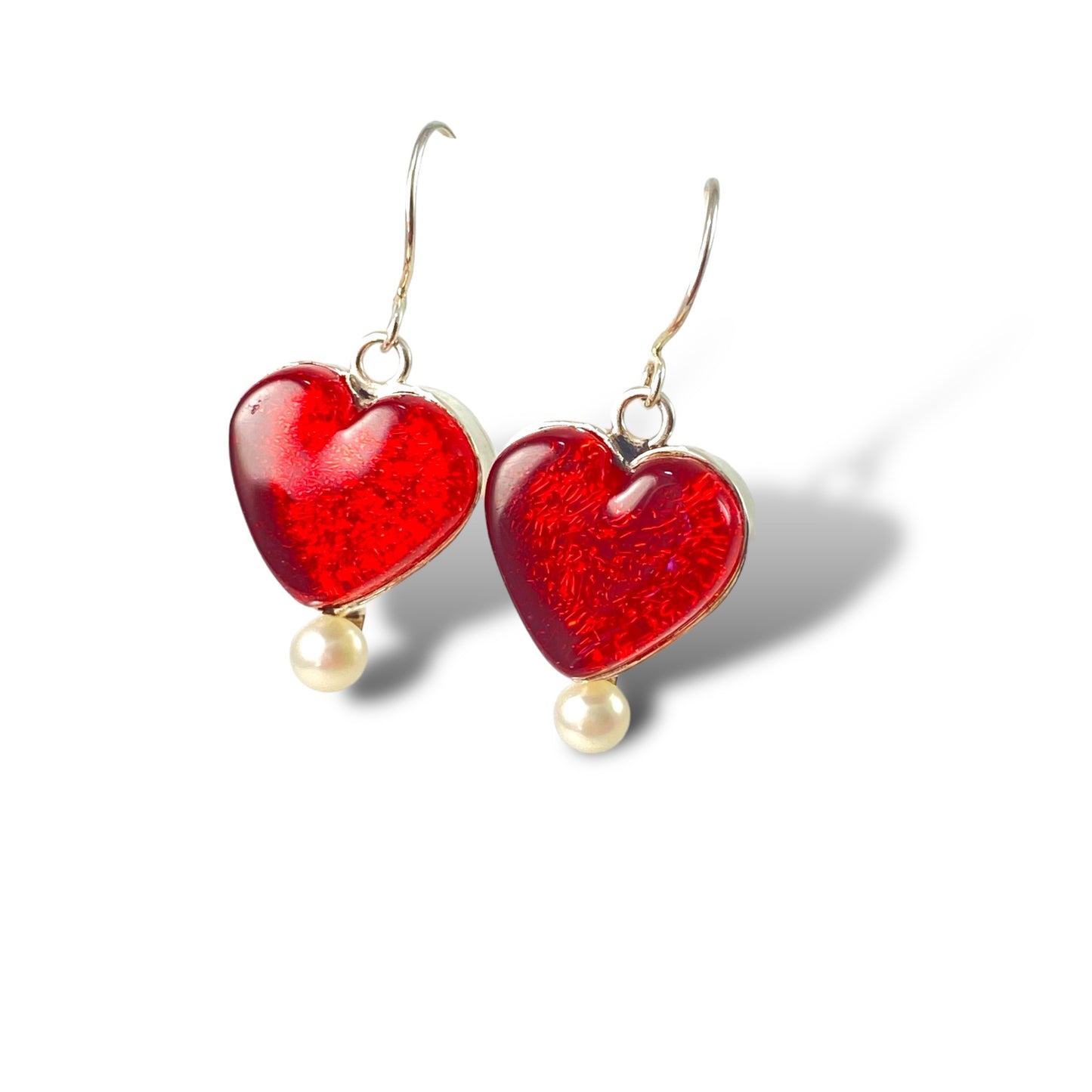 Heart Earrings with Pearl in Cherry