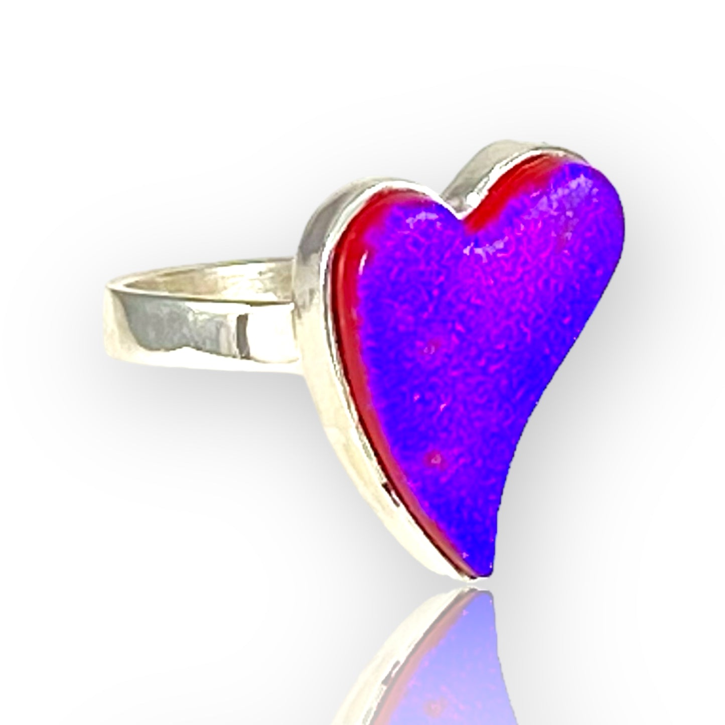 Small Curved Heart Ring in Raspberry