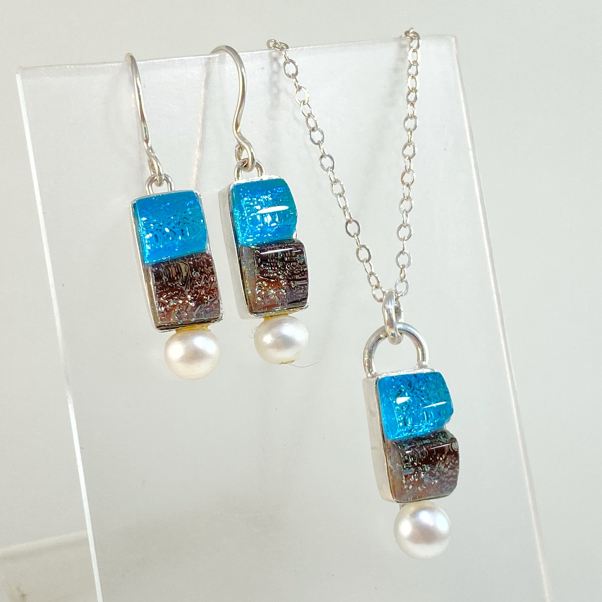 two tone, rectangle glass earrings and necklace, pearls, blue, brown, fused glass, glass jewelry, glass and silver jewelry, handmade, handcrafted, American Craft, hand fabricated jewelry, hand fabricated jewellery, Athen, Georgia, colorful jewelry, sparkle, bullseye glass, dichroic glass, art jewelry