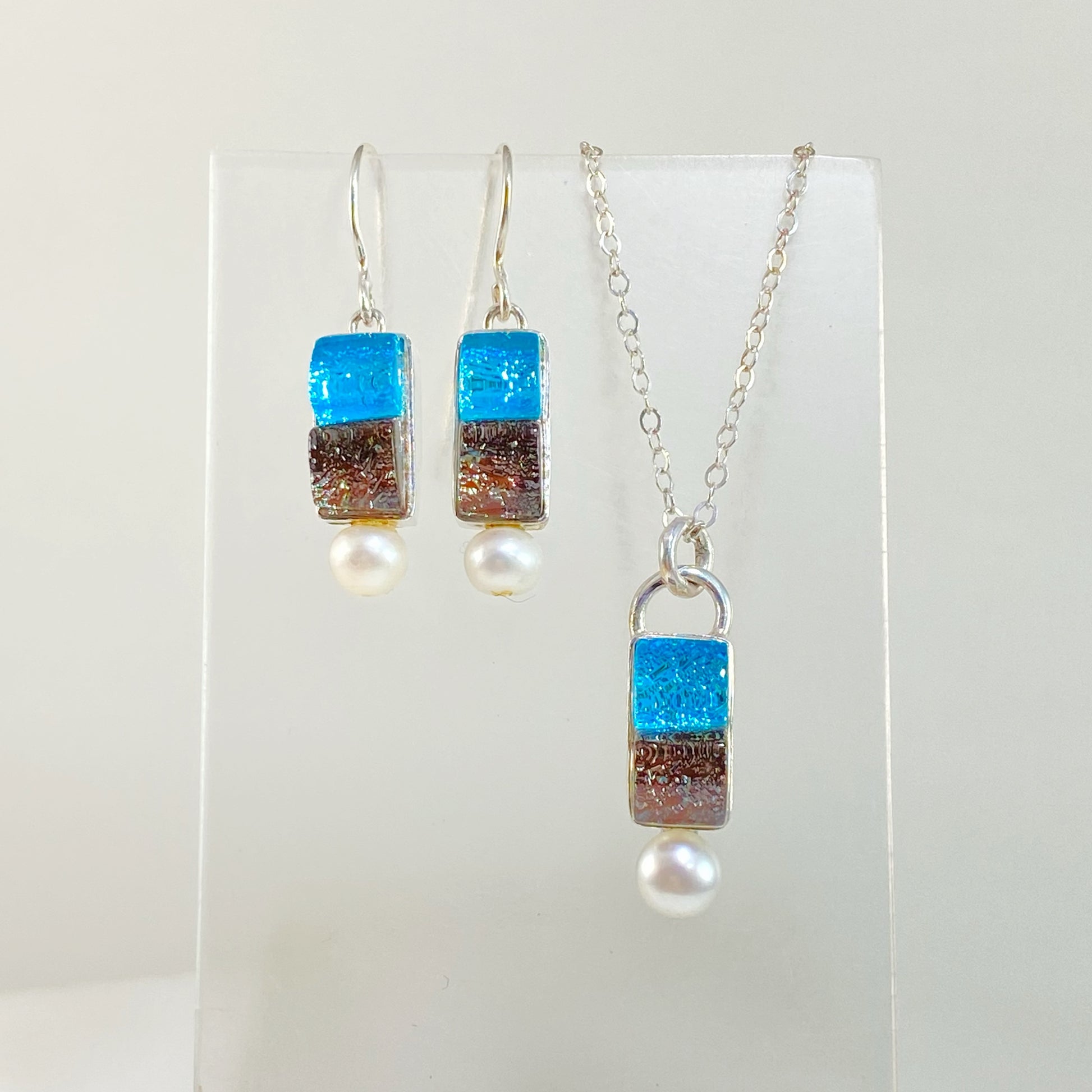 two tone, rectangle glass earrings and necklace, pearls, blue, brown, fused glass, glass jewelry, glass and silver jewelry, handmade, handcrafted, American Craft, hand fabricated jewelry, hand fabricated jewellery, Athen, Georgia, colorful jewelry, sparkle, bullseye glass, dichroic glass, art jewelry
