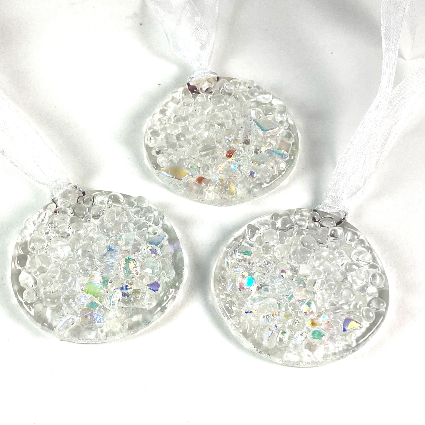 Three Circle Ornament in Dichroic Frit Mix