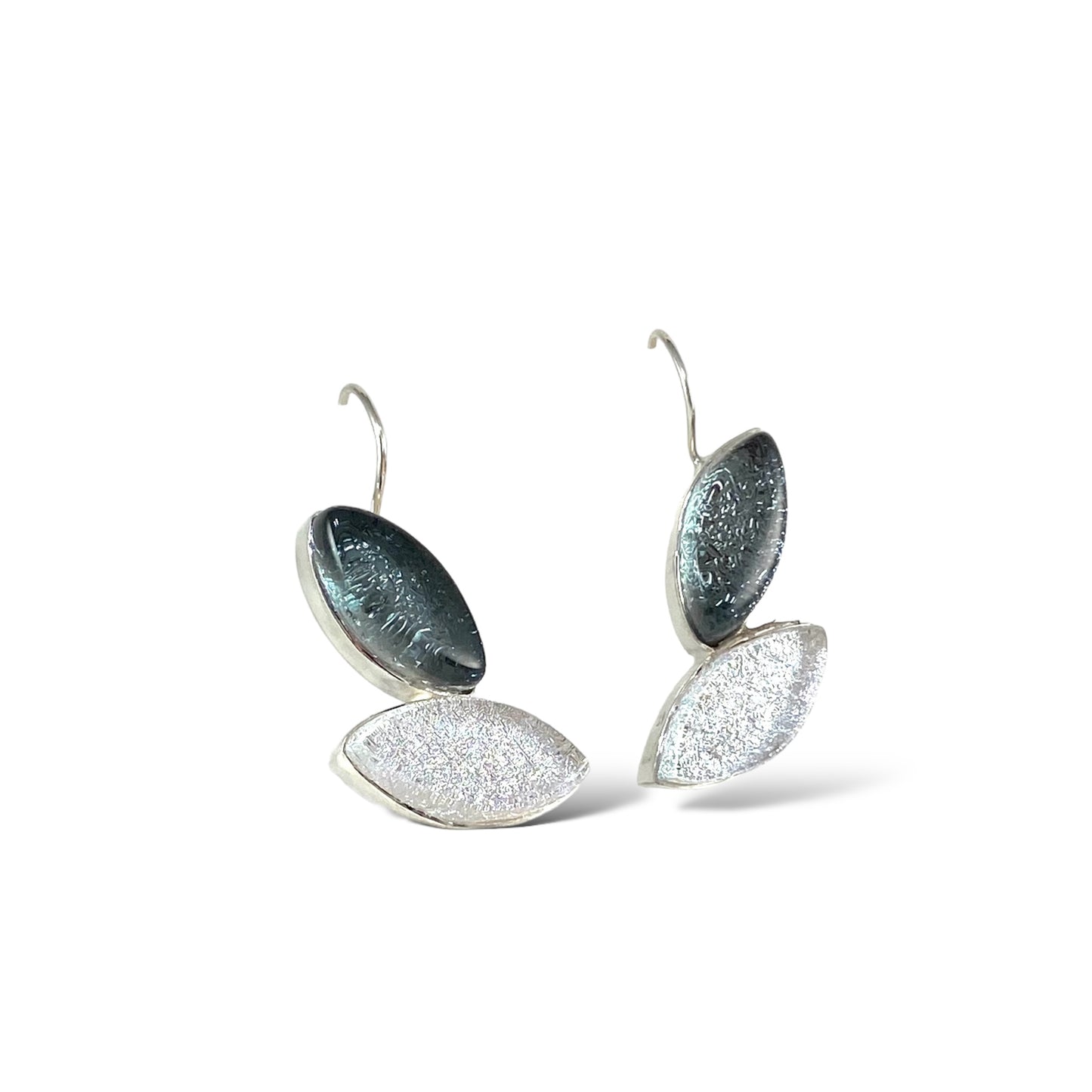MCM Leaf Earrings in Steel & Pearl