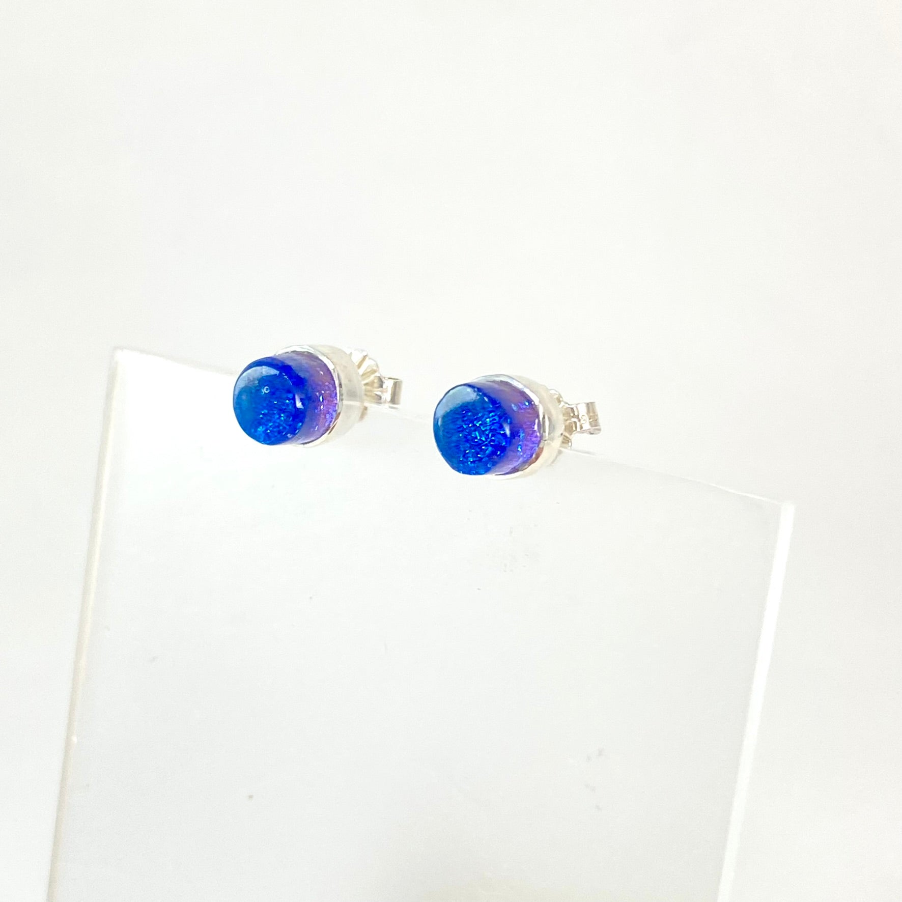 Tiny Circle Post Earrings in Midnight