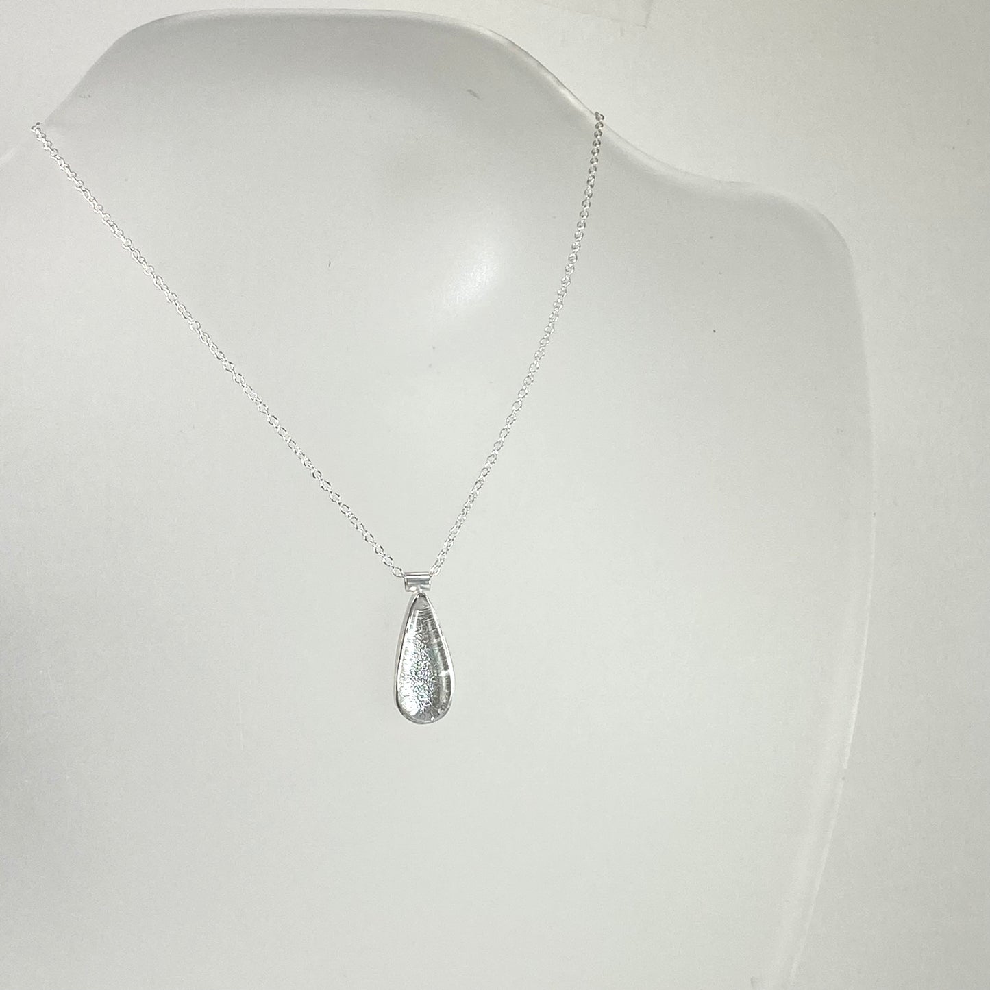 Teardrop Necklace in Pearl
