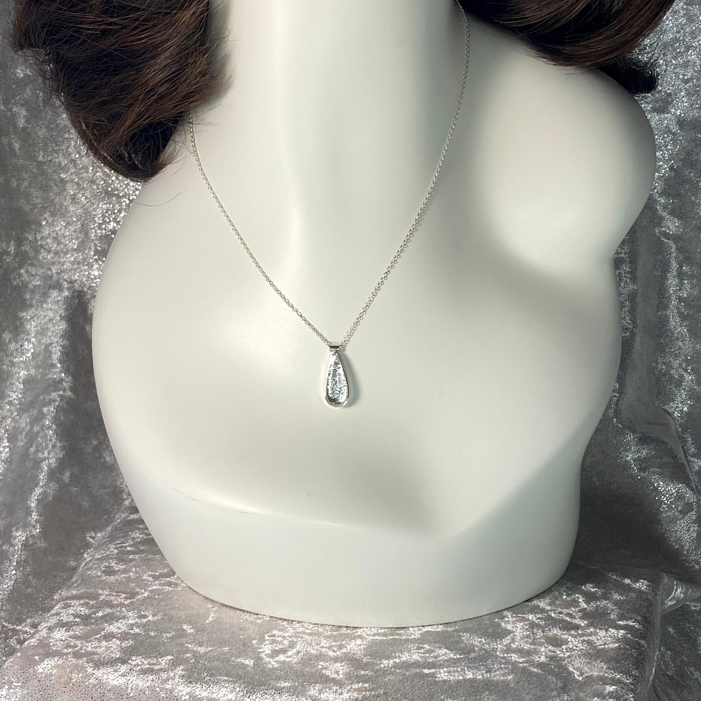 Teardrop Necklace in Pearl